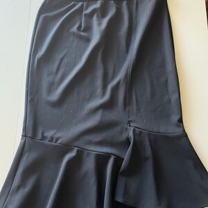 Women's Black Flounce Hem Skirt